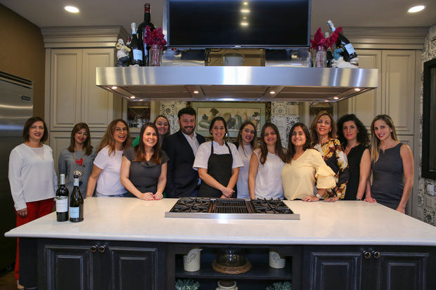 Parte del grupo invitado al Cooking Show.