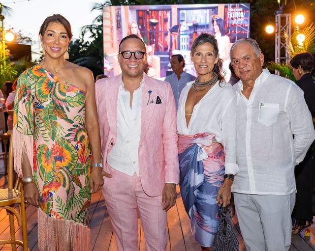 Gabriella Reginato, Jose Jhan, AnaThomen y Silvano Morrobel
