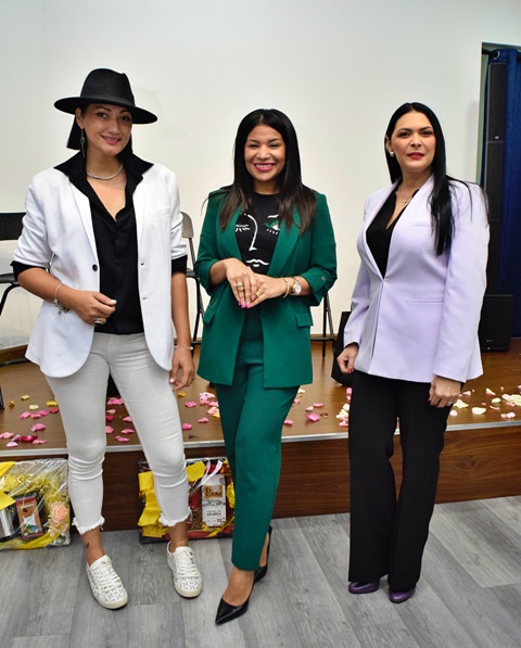 Yilda Santana, Luiyina Reyes y Grisel Domínguez.