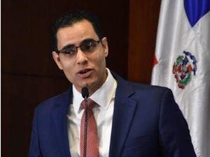 Ministro de Economí­a: nuevas leyes son una reforma estructural en el Sistema de Seguridad Social