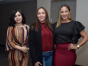 Awilda García, Alba Lagaares y Marjorie Candelier.