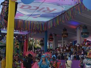 Vista parcial del carnaval Grupo Rica.