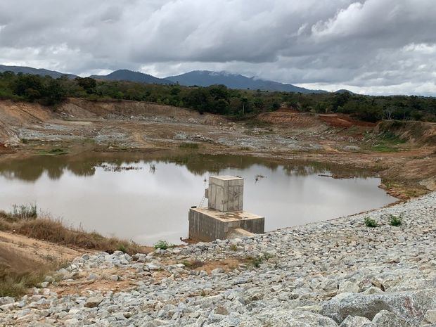Presidente Danilo Medina supervisa avances construcción Presa La Piña y extensión Acueducto Línea Noroeste