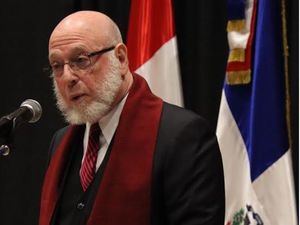 Embajada dominicana en Canadá celebra la Independencia y clausura la exitosa muestra de arte de la DGA
