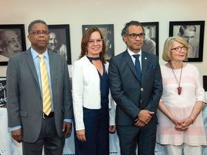 Odalís G. Pérez Nina, Arelys Subero Maceo, Dione Rufino y Marianne Tolentino.