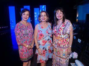  Belkys Cocco, Alice Bournigal y Catherine Cocco.