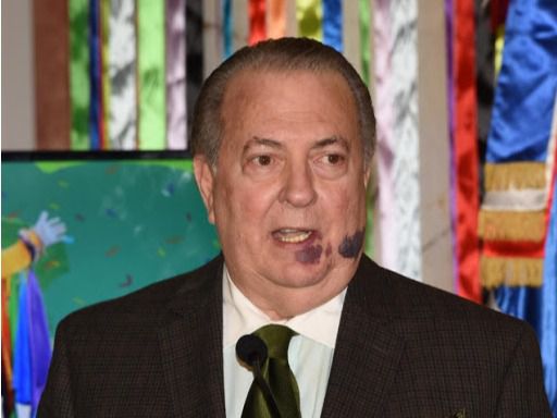 Eduardo Selman, ministro de Cultura.