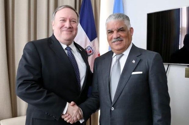 El canciller Miguel Vargas Maldonado y Mike Pompeo. 