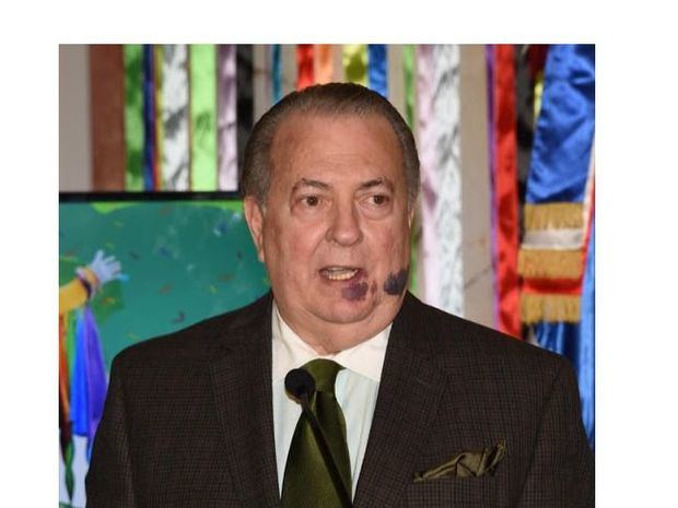 Eduardo Selman, Ministro de Cultura.