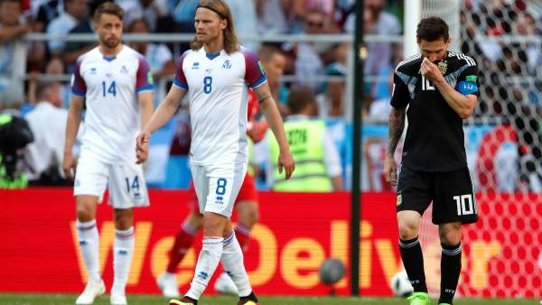 Argentina empató con Islandia