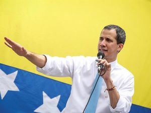 Guaidó: Venezuela no puede decidir entre la pandemia o el hambre
