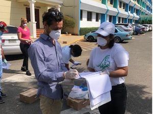 Fundación Dominicana de Apoyo a la Fibrosis Quística entrega medicamentos