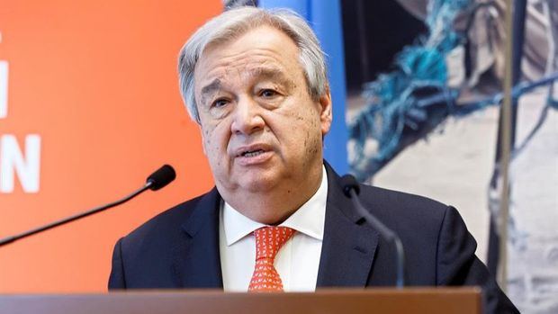 En la imagen un registro del secretario general de las Naciones Unidas, António Guterres, quien advirtió que un total de 49 millones de personas podrían caer este año en la pobreza extrema debido a la crisis desatada por la pandemia de la COVID-19.