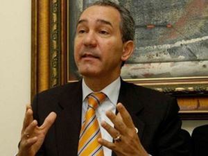 Garcia Fermin afirma Luis Abinader está activo