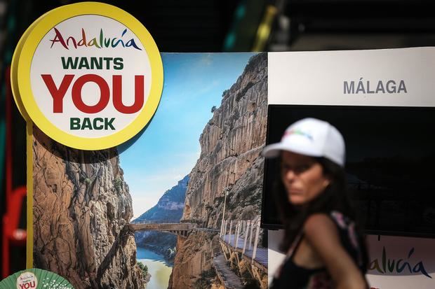 'Andalucia wants you back' es el nombre de la campaña que la Junta de Andalucía, vez que comienzan a disminuir las restricciones de movilidad entre países, y que recorrerá ocho ciudades europeas.