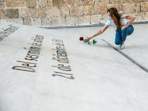 Alcaldesa Carolina Mejía destaca primer año de la recuperación del monumento a Montesino