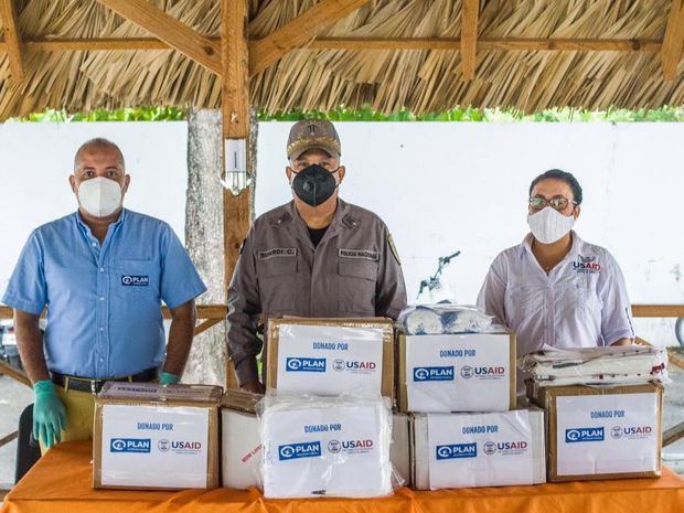 Jean Beltré, General de Brigada Policia Nacional, Ludwing, Miguel Suardi Correa Dir. Regional Sur en Barahona y Zaira Pujols.