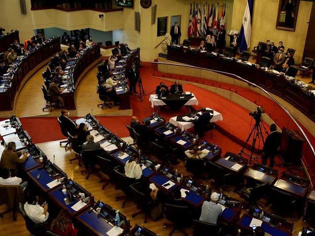 Vista del Congreso de El Salvador, en San Salvador, El Salvador.