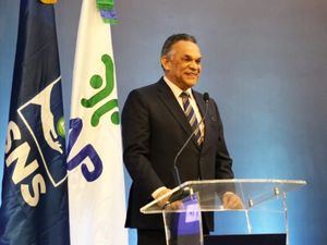 MAP entrega a Poder Ejecutivo proyecto de reglamento de Ley de Carrera Sanitaria
