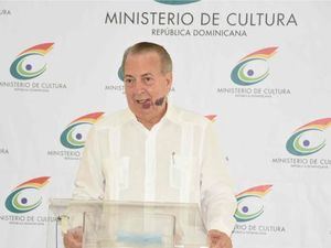 Ministro de Cultura, Eduardo Selman, dice priorizó la restauración de centros culturales