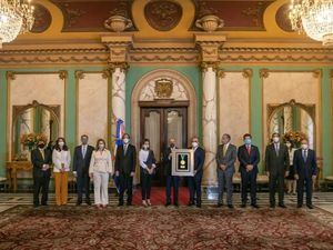 AIRD reconoce política de puertas abiertas del presidente Medina