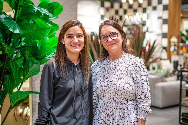 Gabriela López y Raquel Nadal .