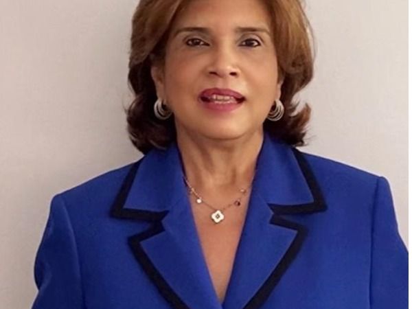 Dra. Ivelisse Acosta.