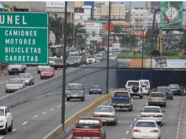 MOPC cerrará esta semana túneles y elevados por mantenimiento.