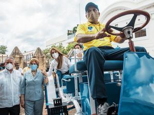 La Ciudad Colonial inicia sustitución de coches a caballos por eléctricos