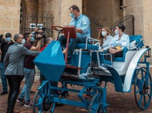 La Ciudad Colonial inicia sustitución de coches a caballos por eléctricos