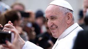 El papa destaca "que el dinero debe servir y no gobernar" 