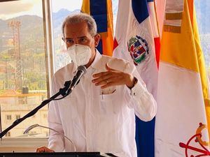 Vega encabezan acto de relanzamiento de UCATECI - Constanza