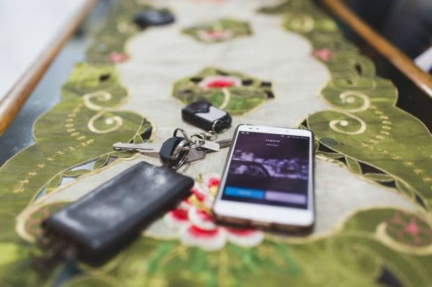 El teléfono y las llaves son los objetos que más olvidan los dominicanos al viajar con la app de Uber