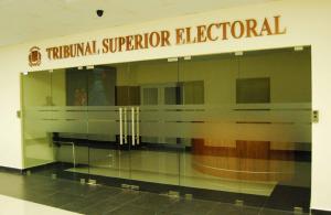 Denuncian Tribunal Superior Electoral realiza 