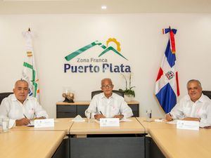 Instituciones de Puerto Plata firman convenio para promover la provincia como destino de inversión y turismo