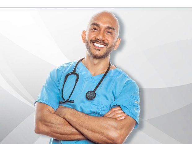 Dr. Simón Álvarez, o mejor conocido como Dr. Simon Fit.