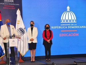 Ministerio de Educación presenta campaña 