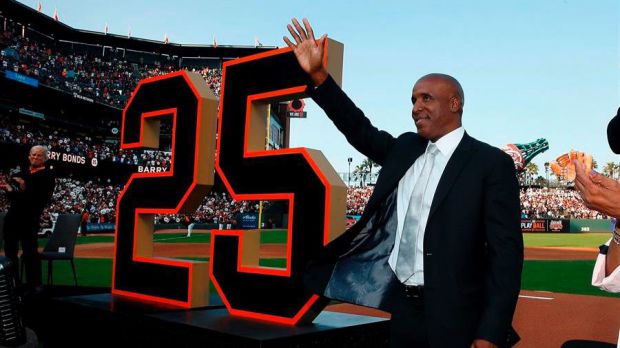 Fotografía tomada en agosto de 2018 en la que se registró a Barry Bonds, legendario beisolista de los Gigantes de San Francisco, en el AT&T Park de San Francisco, California, EE.UU.