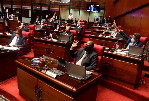 El Senado de la República aprueba en primera lectura  proyecto de ley que crea y agrega viceministerios y modifica las leyes que rigen los ministerios del Gobierno Central.