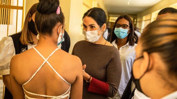 Primera dama visita Najayo Mujeres en solidaridad con las internas en la víspera de Nochebuena.