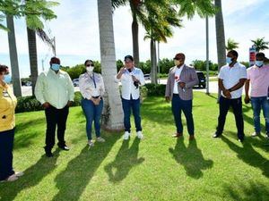 Acuerdo gestionado por El Show del Mediodí­a supera conflicto de taxistas y Uber en Puntacana