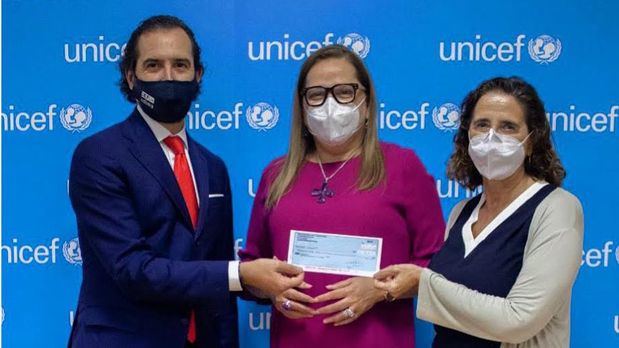 CEF. Santo Domingo aporta a UNICEF.