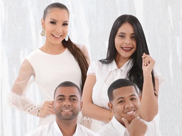 Talentos del programa de radio Entre 4: Angely Peña, Fanny Marte, Francier Almánzar y Brian Cabrera.  