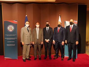 Embajador de México S.E., Bruno Figueroa Fischer junto al Cuerpo Diplomático en Corea.