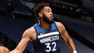 Karl Towns: “Tenemos que solucionar problemas”