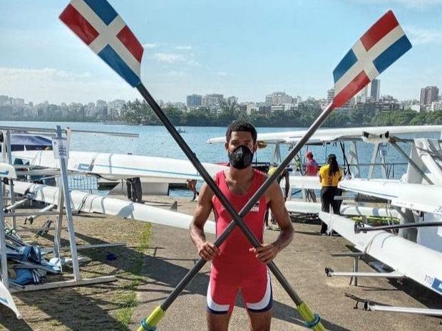 Ignacio Vásquez Jorge clasificó para competir en el deporte de remos para los Juegos Olímpicos Tokio 2020, un hecho histórico para el país.
