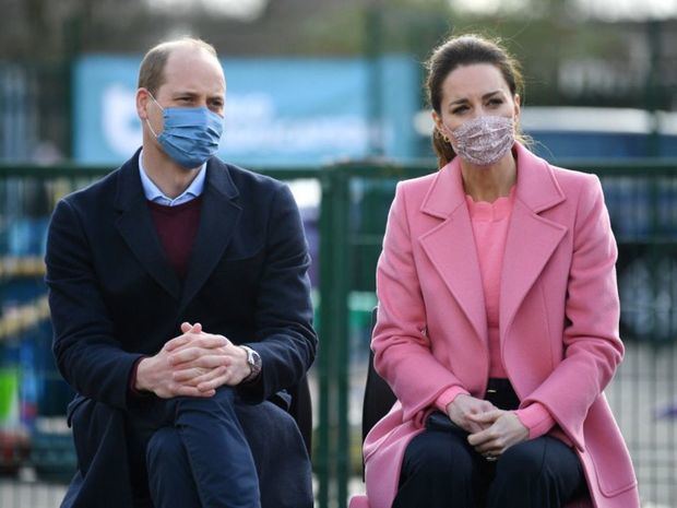 El príncipe Guillermo aseguró este jueves que la familia real británica 'no es racista'.