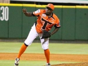 Muere el lanzador dominicano Frankie De la Cruz a los 37 años