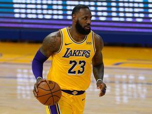 LeBron James será uno de los propietarios mayoritarios de los Medias Rojas
 
