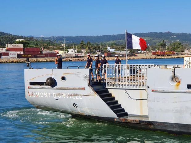 Buque Frances“Dumont D´ Urville”atraca en puerto de Puerto Plata, destacan ubicación estratégica del país.